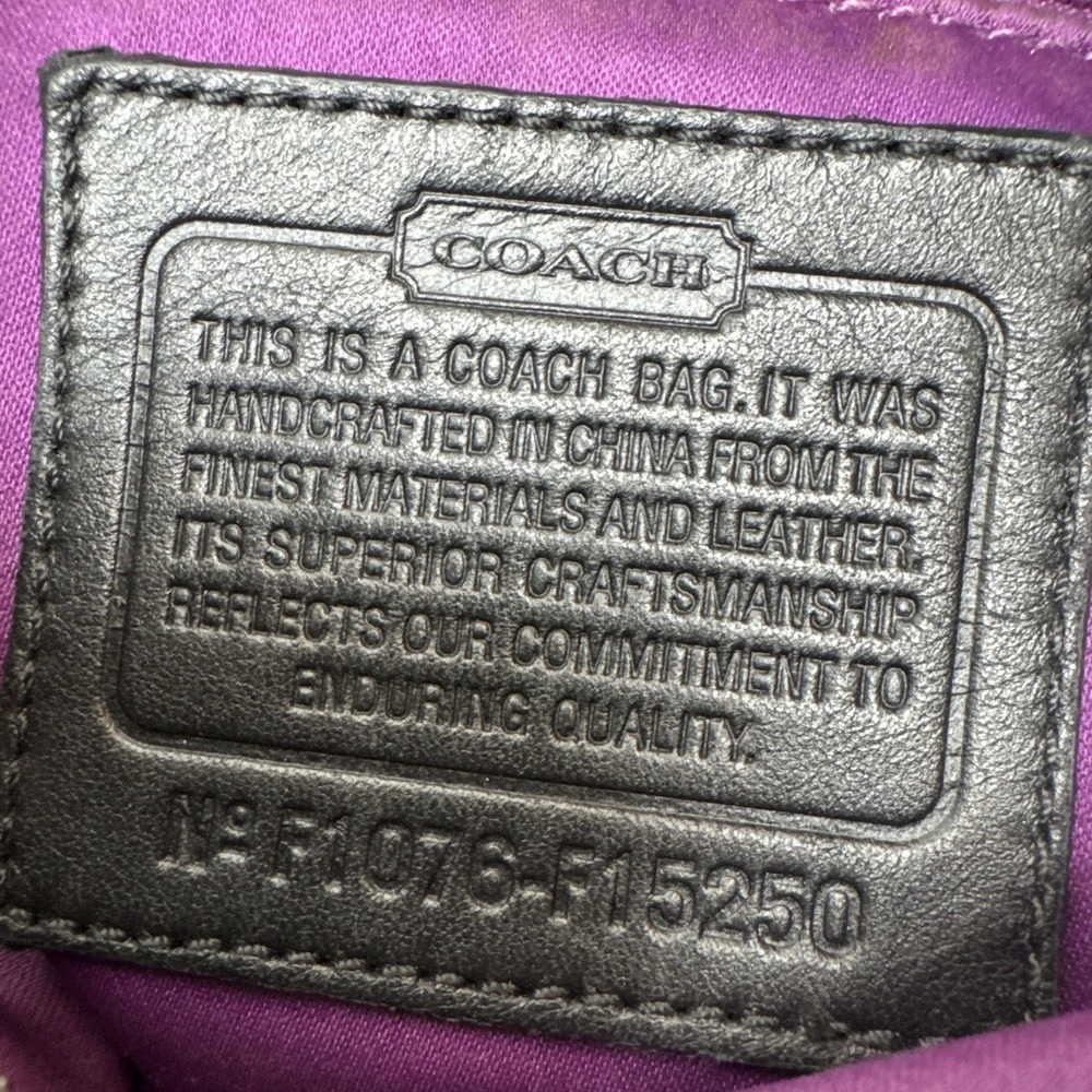 Coach Women Signature Black Shoulder Bag F1076 - F15250 - Picture 6 of 8